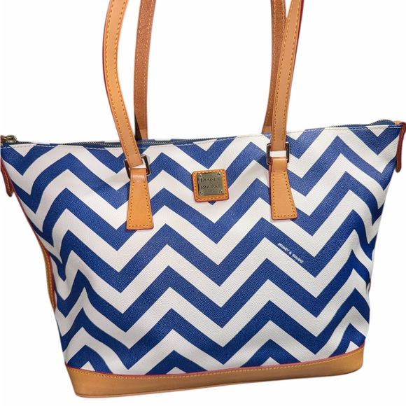 Dooney & Bourke Handbags - Dooney & Bourke Navy and White Chevron Tote nwot